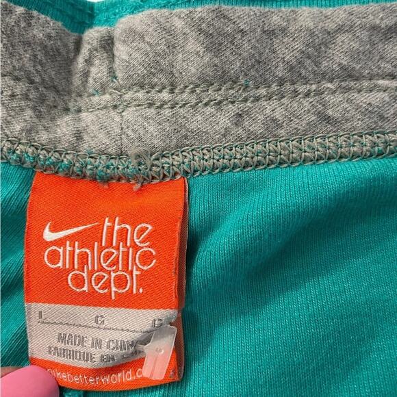 Nike turquoise green activewear low rise cotton blend short shorts size large - Picture 8 of 8